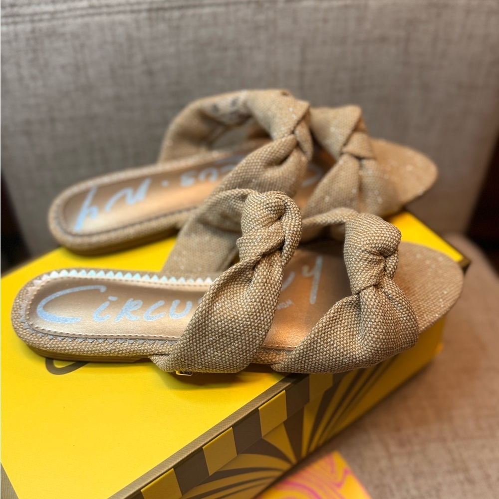 Circus by Sam Edelman Marissa Knotted Tan Sandals - Picture 2 of 4